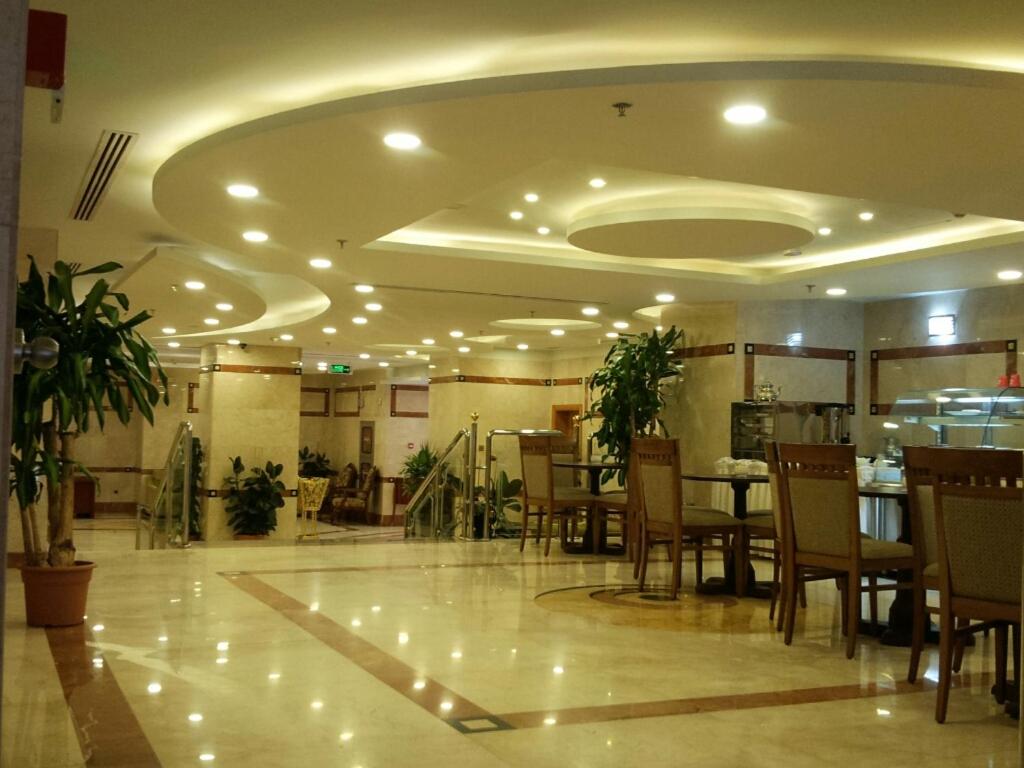 Nozol Royal Inn Hotel Main image 2